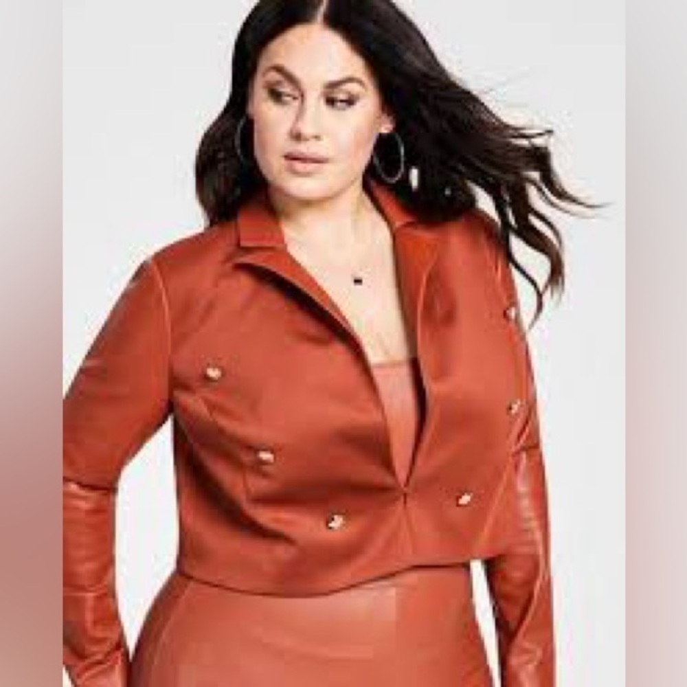 Pleather Set with bodysuit, leggings and jacket - Picture 6 of 10